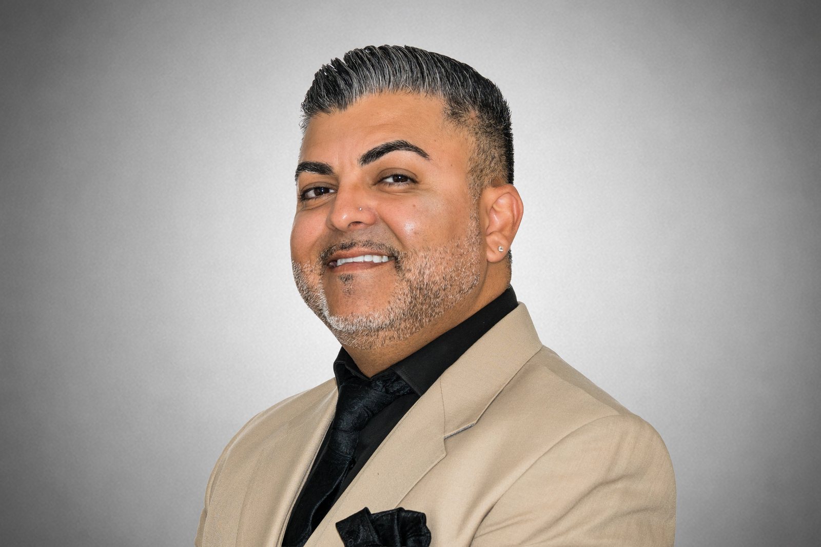 Zaeger, Headshots and boutique photographed by Simple Smart Media